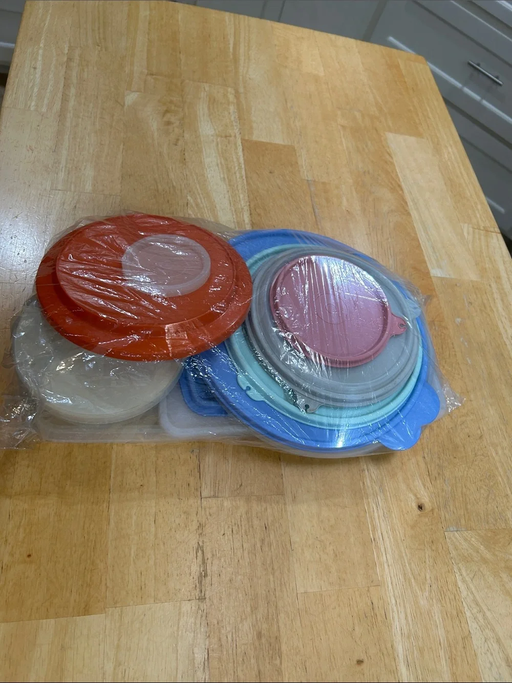 Assorted vintage Tupperware Container Lids - Multicolor Set